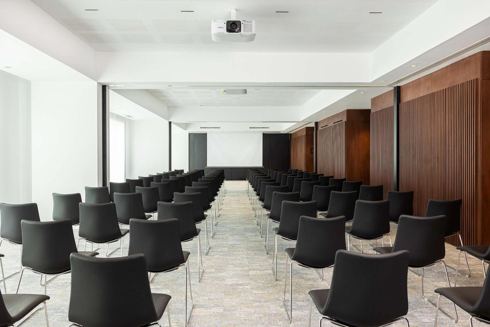 Radisson Hotel Tunis, City Center Екстер'єр фото